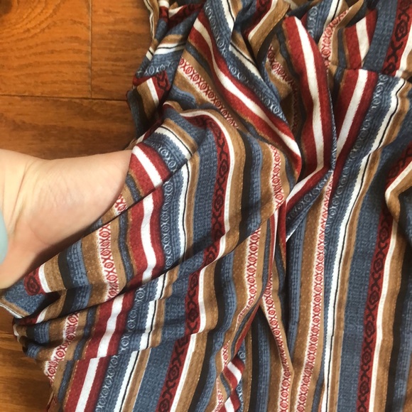 Vertical Aztec Stripe Dress with Pockets - Picture 4 of 13